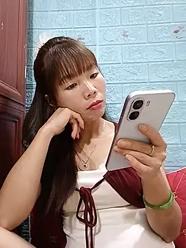 AmyLinee01 现场XXX聊天