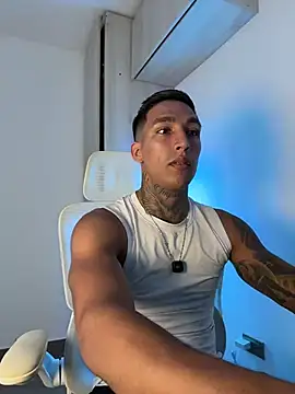 sendfer Chat XXX live