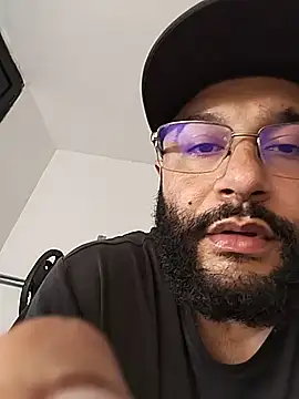 Luke__09's Live XXX Chat