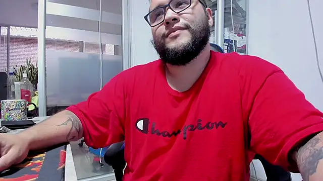 VINCEDMAGLIOO Live XXX-chat