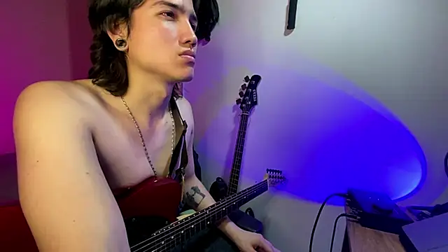 Dominick_Wildd: απευθείας συνομιλία ΧΧΧ