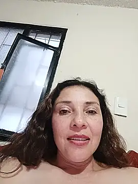 Angelika_Clauss Adlı Modelin Canlı XXX Sohbeti