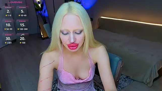 Chatroom XXX en direct de Luna_Beverly