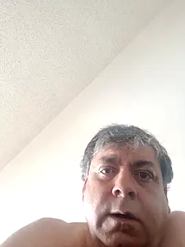 deepinsideme68's Live XXX Chat