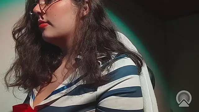 צ'אט XXX בשידור חי של Pao_Ly