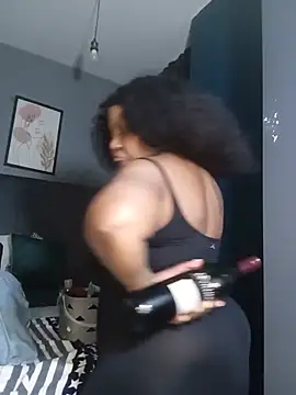 Živý XXX chat RealMsPEARLsEXY69