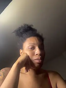 YeahhhitsBreezy 网络视讯表演