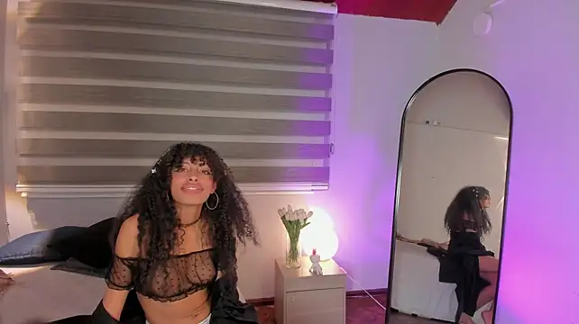 Tamia_25's Live XXX Chat