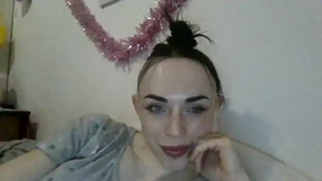 Chat XXX en directo de Trinsy_Love