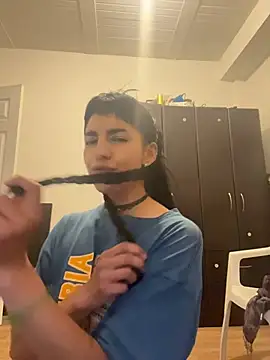צ'אט XXX בשידור חי של Psilocibi_spiral