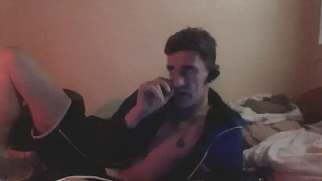 MON_PETIT_CHAT's Live XXX Chat