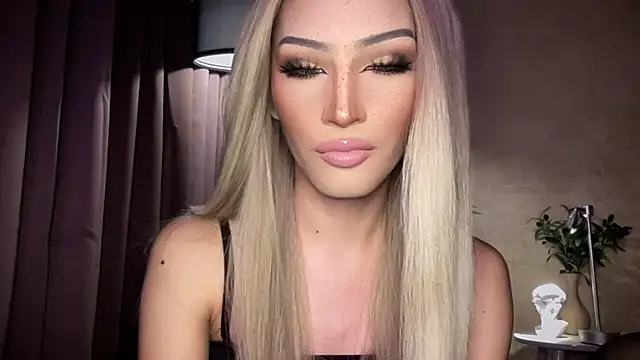 Alicegreenexx's Live XXX Chat