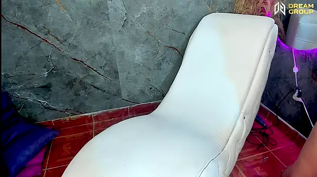 XXX chat uživo modela Yourslust_