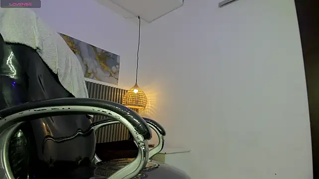 XXX chat uživo modela AlexVance_