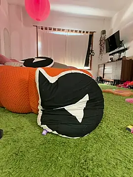 GennaJames – Naživo XXX chat