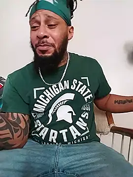 Czat XXX na żywo – TooGoodConway23