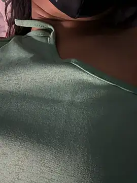 Tasty_Cherry লাইভ XXX চ্যাট