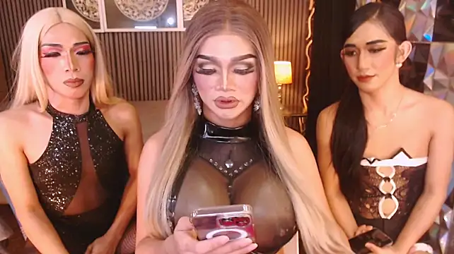 PrettyHorseCockTrans: онлайн-секс-чат