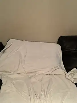 Rosbif69 লাইভ XXX চ্যাট
