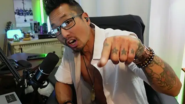 Chat XXX en directo de Ghost11_11