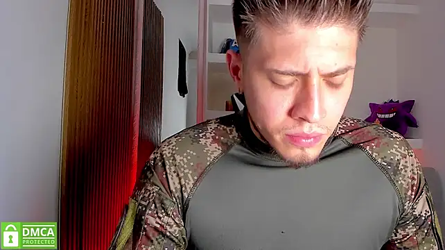 Show Webcam de SebastianMaximoff_
