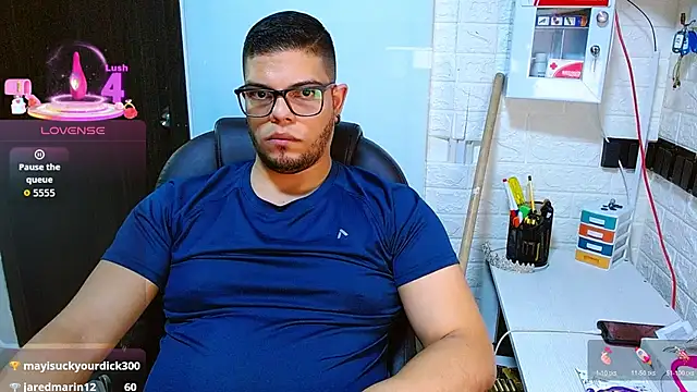 Realjoel01 লাইভ XXX চ্যাট