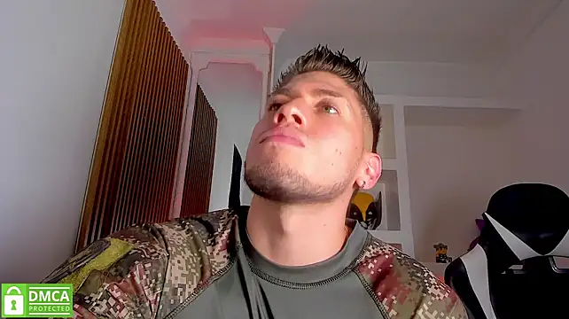 SebastianMaximoff_ Show Webcam