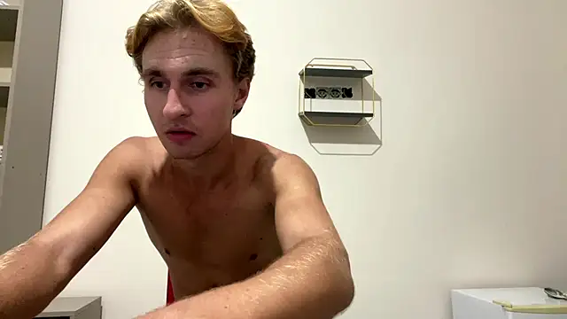 MarvinLur's Live XXX Chat