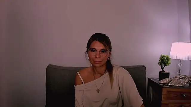 Chat XXX en directo de FreyaHotty