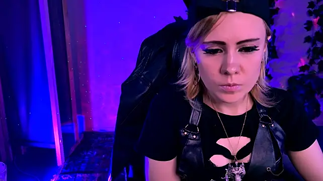 Kumiho_7777 Chat XXX live