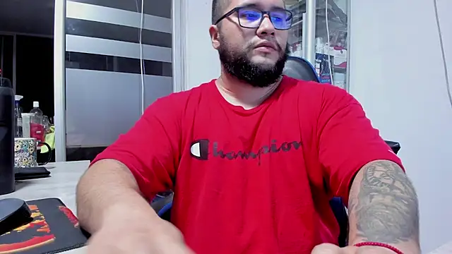 Chat +18 de VINCEDMAGLIOO ao vivo