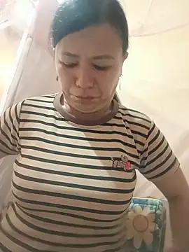 Chat XXX Live Chilly-wet