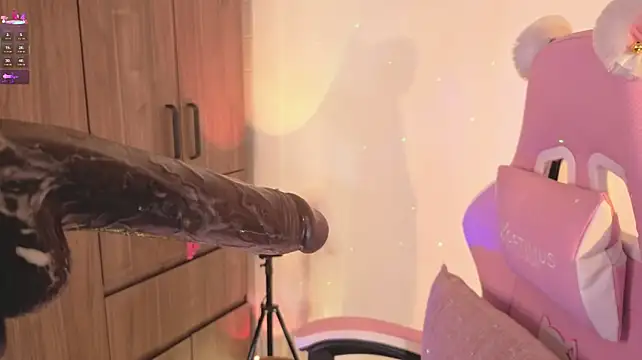 Chat XXX en directo de ashlynnlowe_