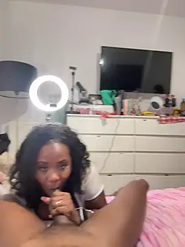צ'אט XXX בשידור חי של Sextation1