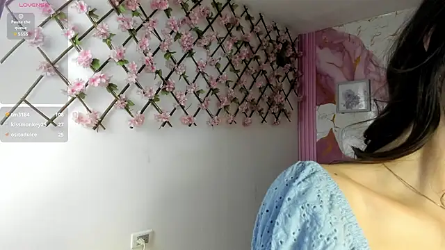 Miis_Beella's Live XXX Chat