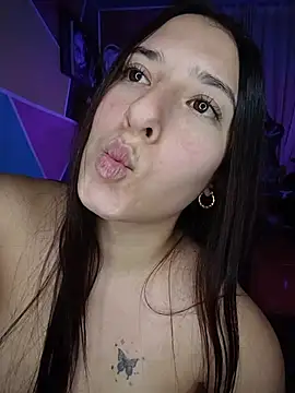 Mysticdooll69's Live XXX Chat