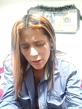 Živý XXX chat Lya_Ross19