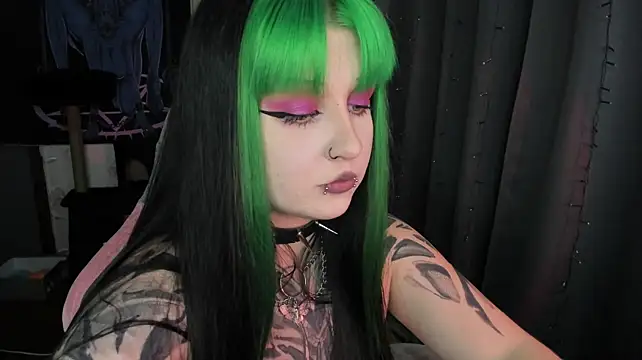 Chat XXX en directo de t0riayun0