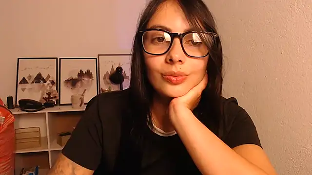 Онлайн чат XXX lalawhitte