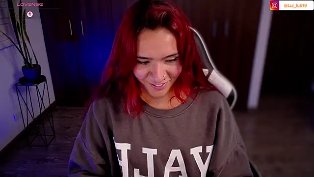 XXX chat uživo modela ImLui_lu