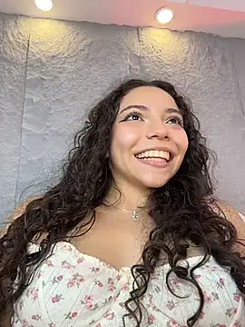 Chat XXX en directo de Mia_honey3