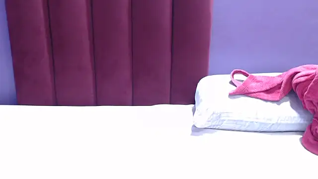 Živý XXX chat GiantTittts