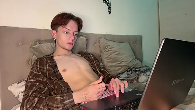 erikcuten Live XXX chat