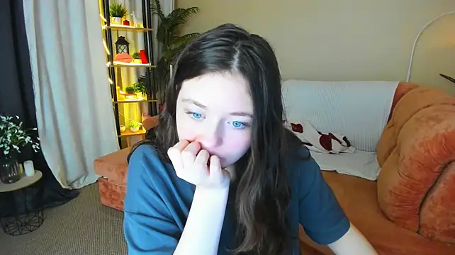 AlluringLookk's Live XXX Chat