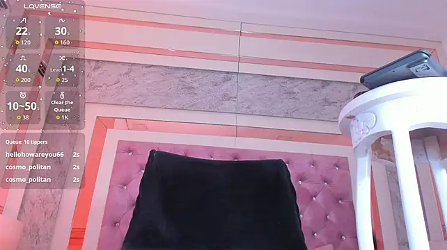 Isabella_Haddad Show in webcam