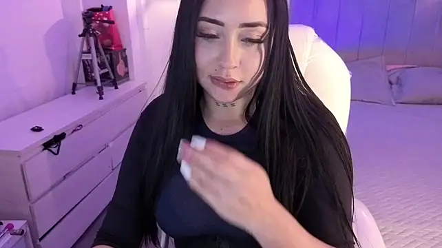 iam_sofiia's Live Chat Room