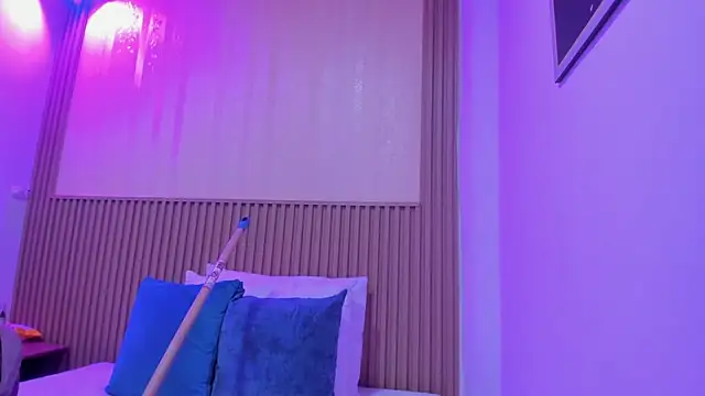 sharonscoth Chat XXX live