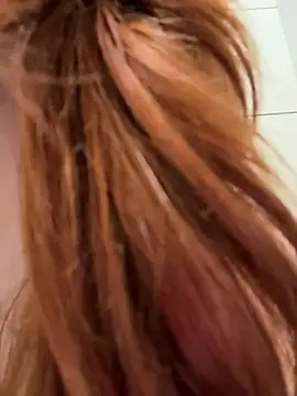 Chat +18 de Freaky__Nikki ao vivo