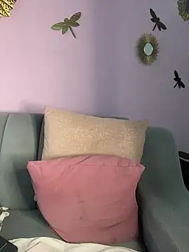 Lu_Pinkk Adlı Modelin Canlı XXX Sohbeti