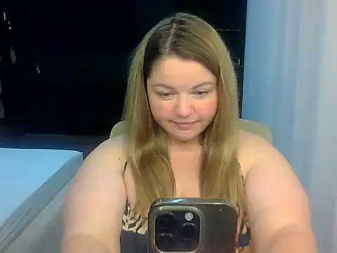 Chat +18 de cute__cherry ao vivo